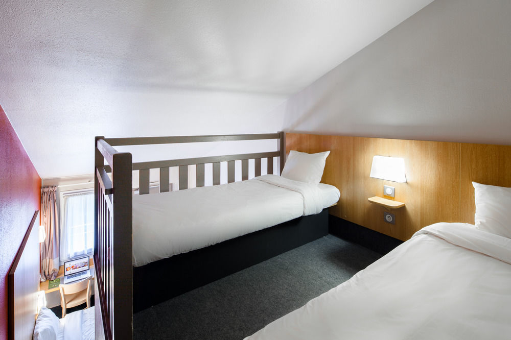 B&B Hotel Cherbourg Екстериор снимка