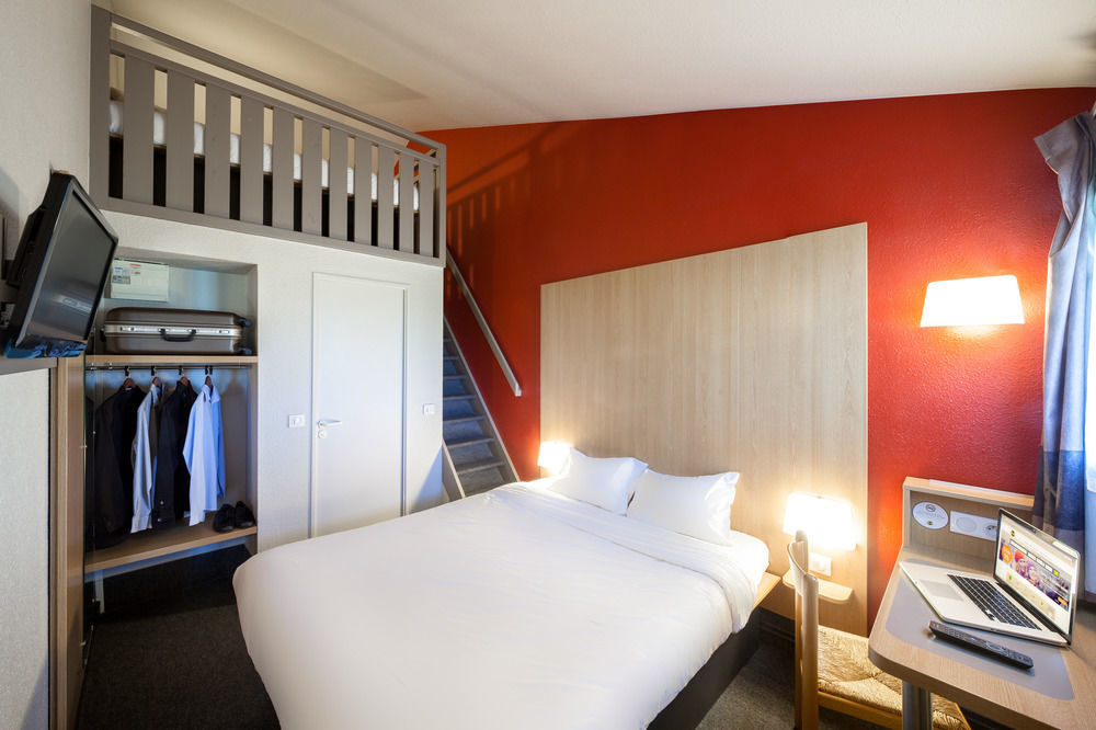 B&B Hotel Cherbourg Екстериор снимка