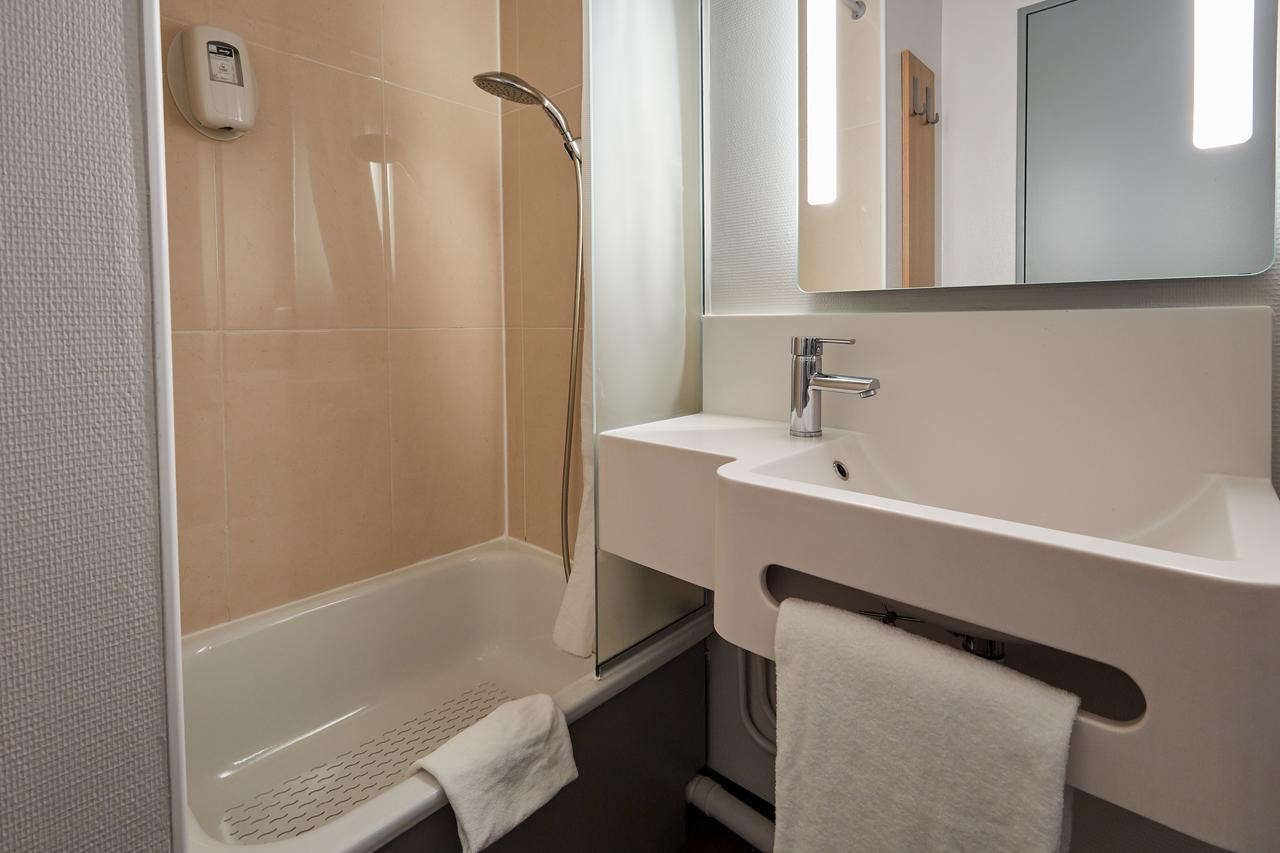 B&B Hotel Cherbourg Екстериор снимка