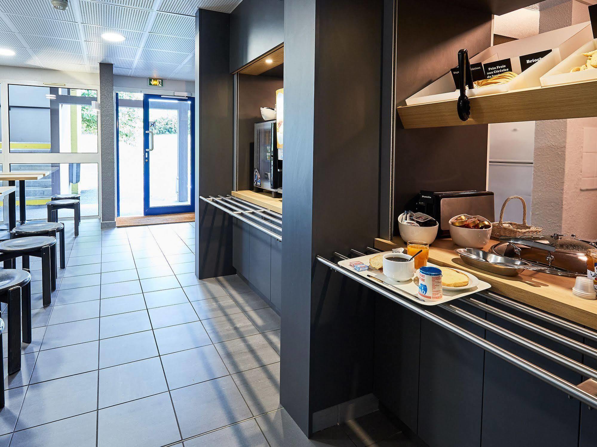 B&B Hotel Cherbourg Екстериор снимка